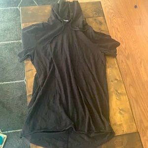 Short sleeve long shirt with hood